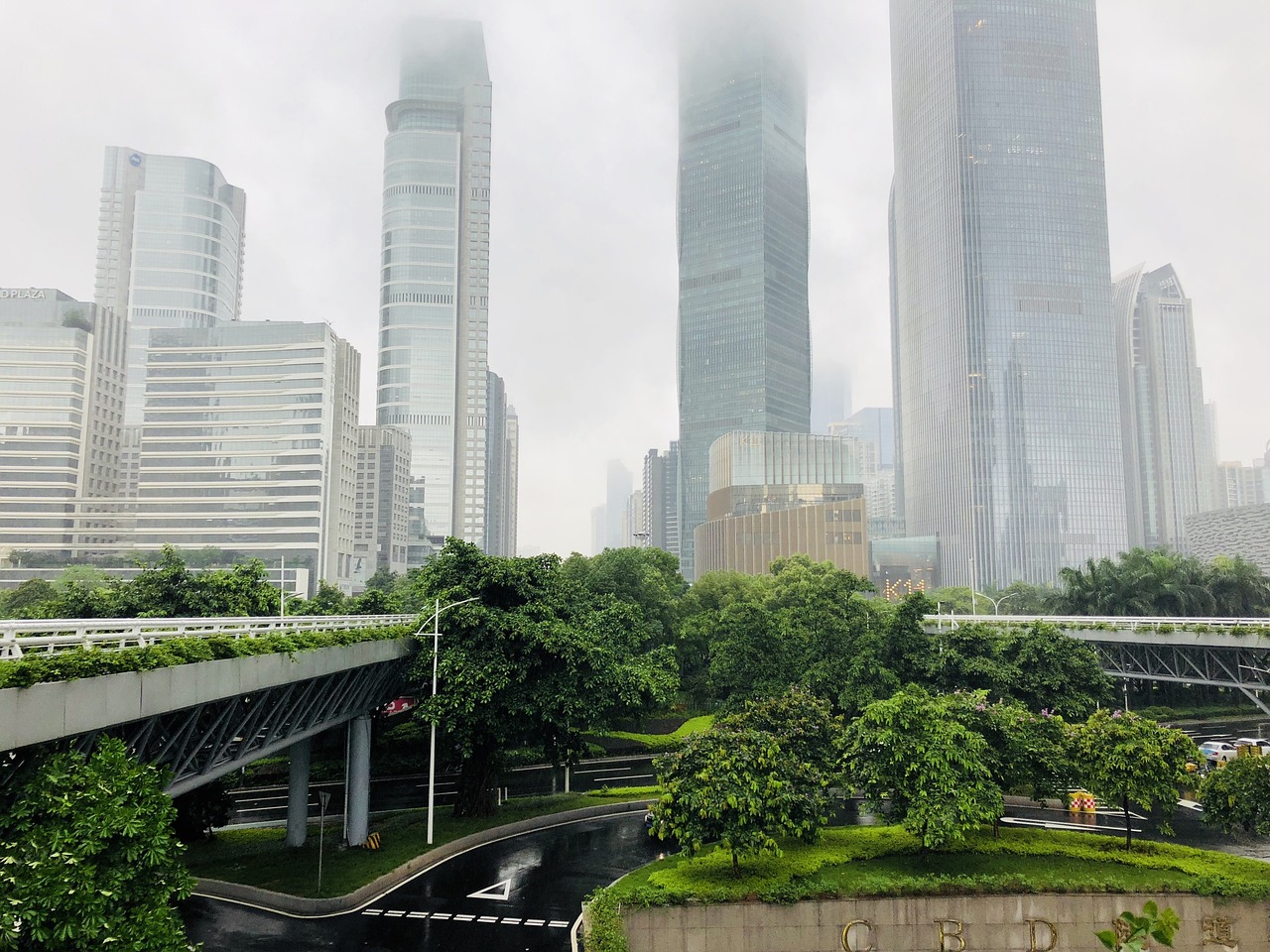 廣州最新外地人規(guī)定,探索城市開(kāi)放與管理的平衡點(diǎn)